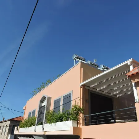 Derveni Luxury Apartments