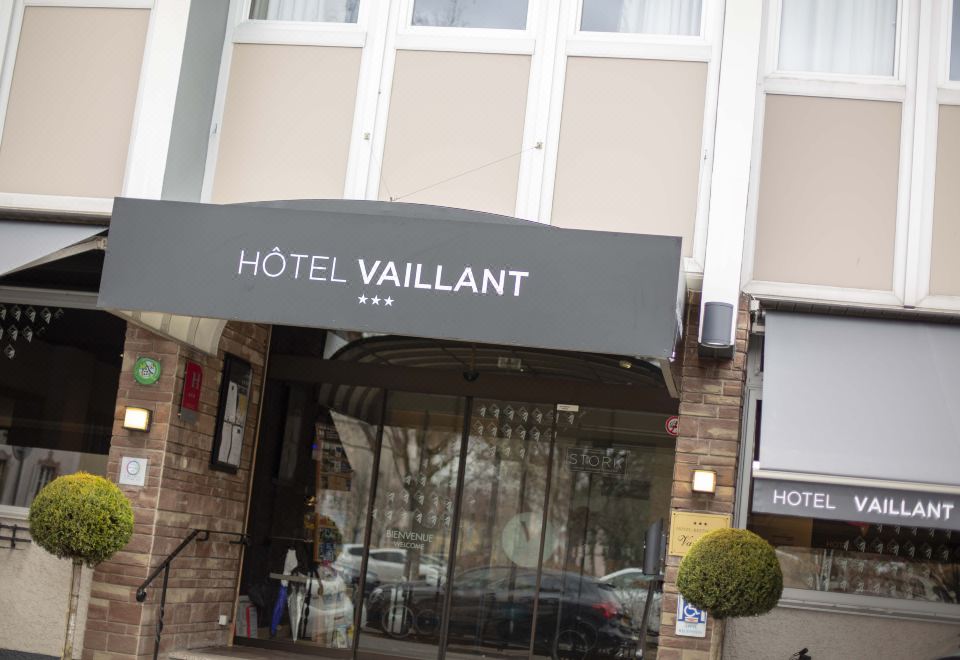 Hotel Restaurant Vaillant Proche Europapark-Rulantica-Selestat Updated 2023  Room Price-Reviews & Deals | Trip.com