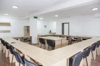 HB Brilliant Hotels in Брашов