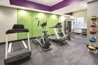 La Quinta Inn & Suites by Wyndham Springfield IL - ジム