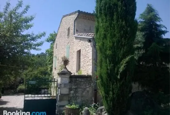 瓦爾勒隆 - 小竹子酒店