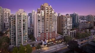 residence-inn-by-marriott-vancouver-downtown