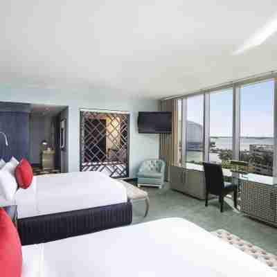 W マイアミ Rooms