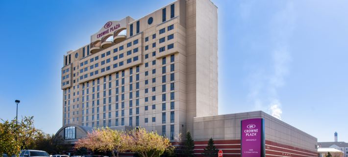 Crowne Plaza SPRINGFIELD - CONVENTION CTR by IHG Ξενοδοχεία στην πόλη Springfield