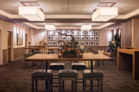 Fairfield Inn and Suites Chicago Downtown-River North Отели в г. Чикаго