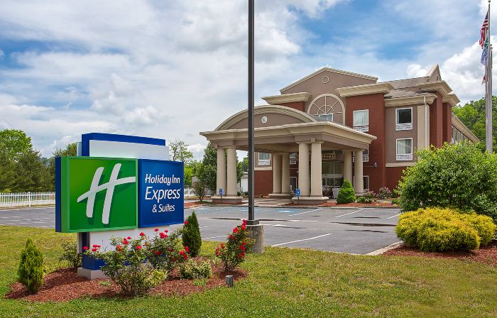 Holiday Inn Express & Suites MURPHY by IHG