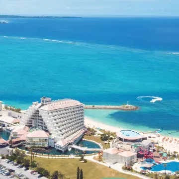 Sheraton Okinawa Sunmarina Resort