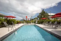The Locale Hotel Grand Cayman - familiares