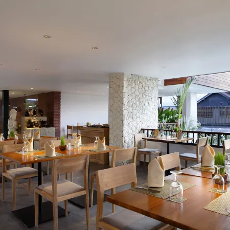 D'Primahotel Petitenget Seminyak 2