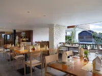 d'primahotel Petitenget Seminyak - sarapan