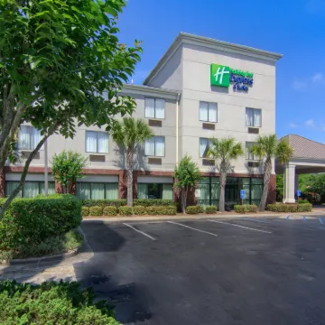 Comfort Suites Mobile-South Alabama University Area Hotels near Walmart Supercenter