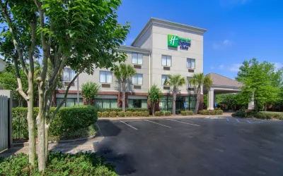 Comfort Suites Mobile-South Alabama University Area Hotels in Mobile