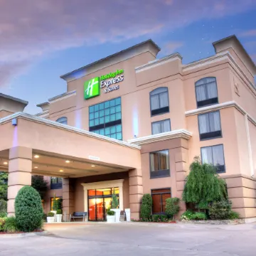 Holiday Inn Express & Suites TYLER SOUTH by IHG