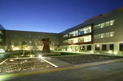 Eurostars I-Hotel Madrid Các khách sạn gần Hospital Quirón