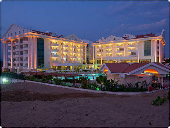 Roma Beach Resort and Spa