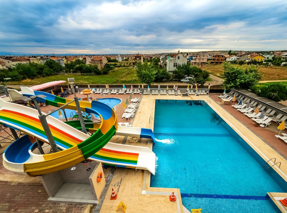 Marmara Life Hotel