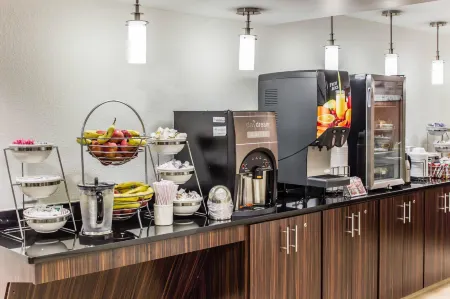 Sleep Inn & Suites Spring Lake - Fayetteville Near Fort Bragg