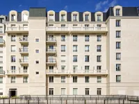 Aparthotel Adagio Access la Défense Puteaux Các khách sạn gần IESEG School of Management