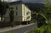Romantik Residenz (Ferienwohnungen Hotel Im Weissen Rössl) - Dependance