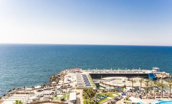 Riviera Hotel and Beach Lounge, Beirut