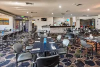 Olde Tudor Hotel Hotels in Longford