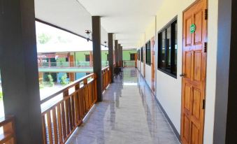 Hugpua Hotel