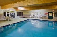 AmericInn by Wyndham Iron Mountain - Pools