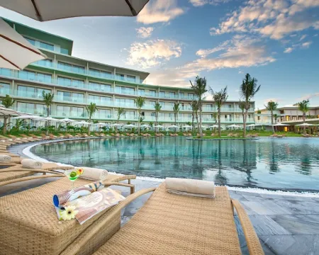 FLC Luxury Hotel Samson Hotels in Sam Son