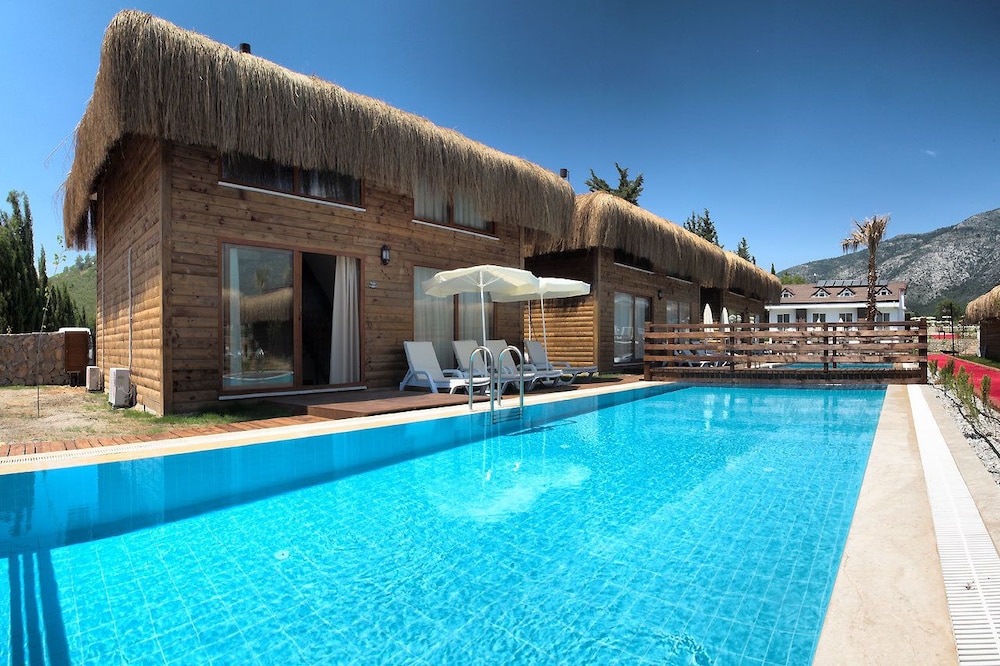 Sahra Su Holiday Village & Spa