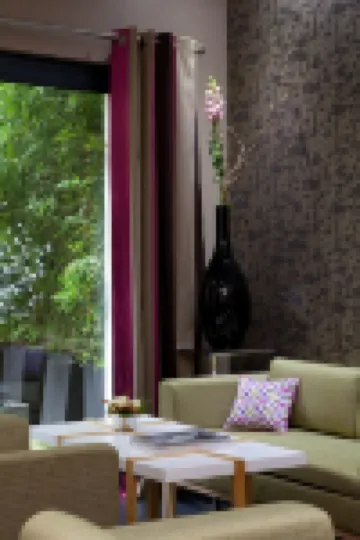 Serotel Suites Opera