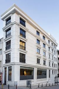 The 10 Best Hotels Close To Defuse The Bomb Istanbul For 2021 Trip Com