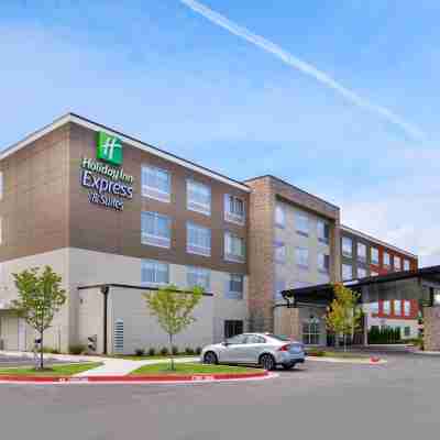 Holiday Inn Express & Suites SILOAM SPRINGS by IHG Hotel Exterior
