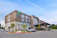 Holiday Inn Express & Suites Siloam Springs فنادق في Gentry