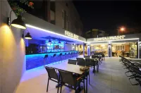 Club Sema Suite Hotel - Quầy bar