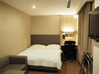 The Riverside Hotel - International Hotels in Kaohsiung Siaogang Airport