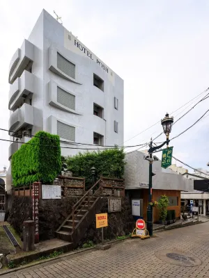 Hotel Posh - Bintang 2