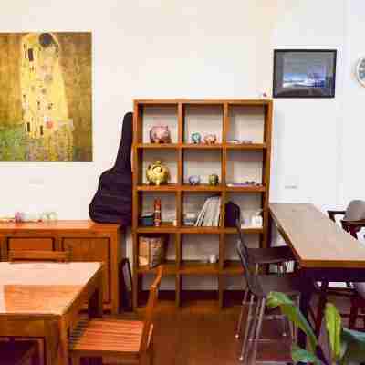 禮好民宿 Dining/Meeting Rooms