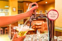 Saint George Hotel & Medical Spa - 酒吧