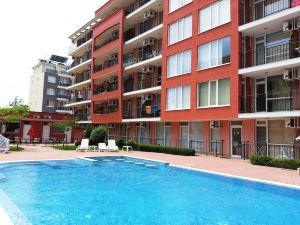 Menada Sunset Beach 4 Apartments