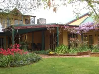 Willowlake Cottages