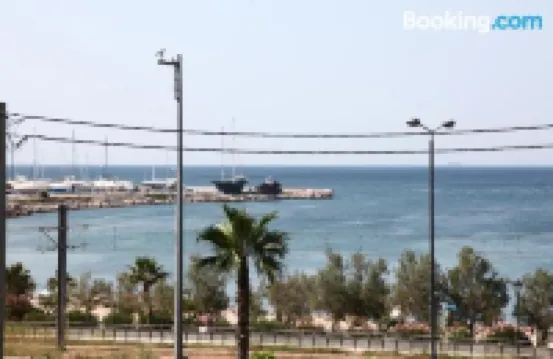 Unique Flat with Sea View at Edem Beach - A Seafront Property by Athenian Homes Hotels near Flisvos Marina