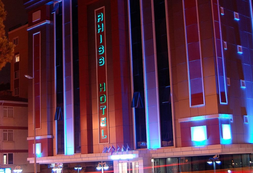 Rhiss Hotel Bostanci