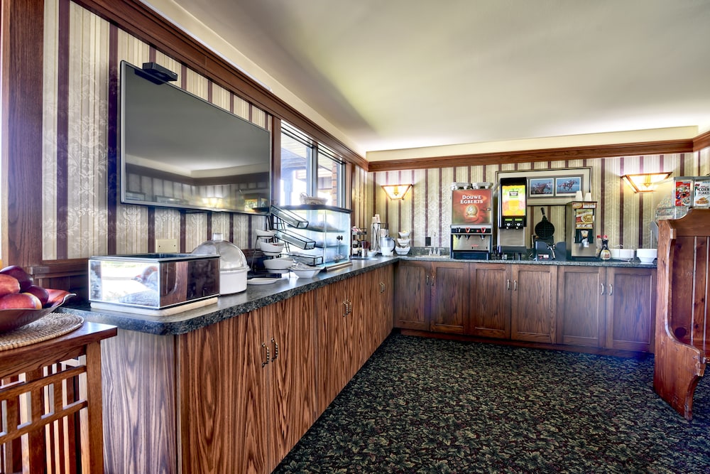 Roosevelt Inn & Suites Saratoga Springs