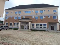 Jaftel Hotel and Suites Hotels near Oluwaga Shopping Complex