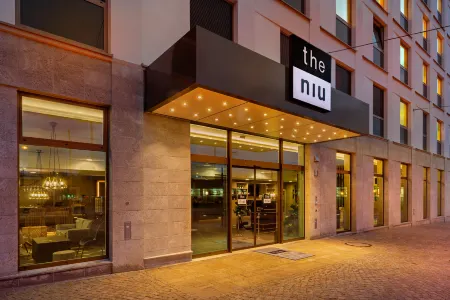 Holiday Inn - the niu, Ridge Halle Central Station