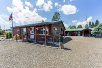 Cascade Lake Inn Hotels in Cascade