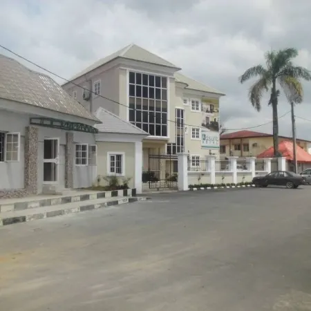 Adsuit Hotel Calabar