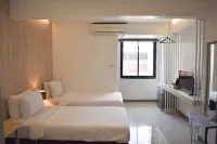 Loyy Hotel Hotels in 