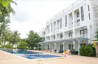 Aqua Fun Hotel Hotels near Laki