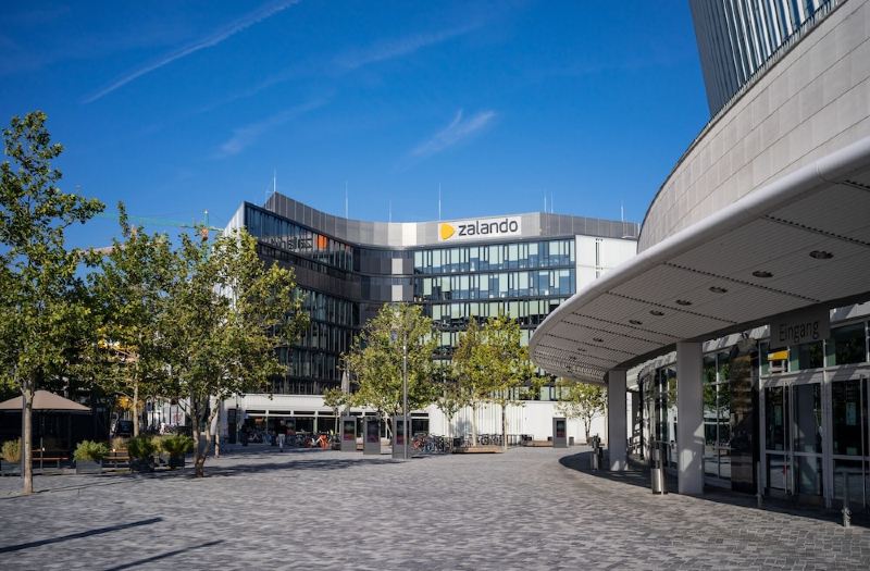 Schulz Hotel Berlin Wall At The East Side Gallery Berlin Updated 2021 Price Reviews Trip Com